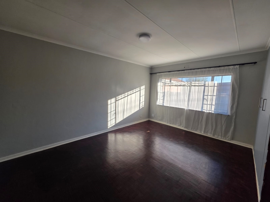 To Let 3 Bedroom Property for Rent in Vaalpark Free State